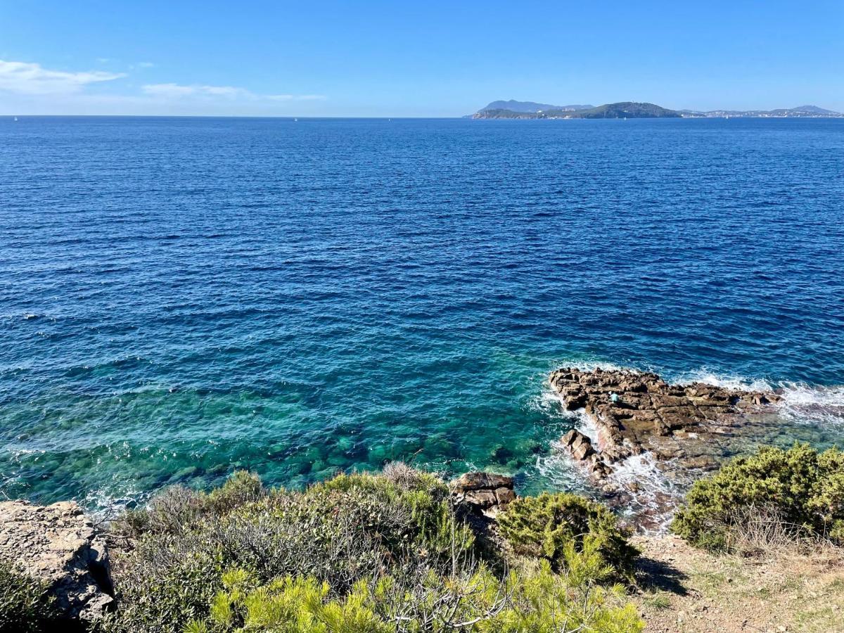 Agréable studio vue mer refait à neuf&climatisé Le Pradet Exterior foto