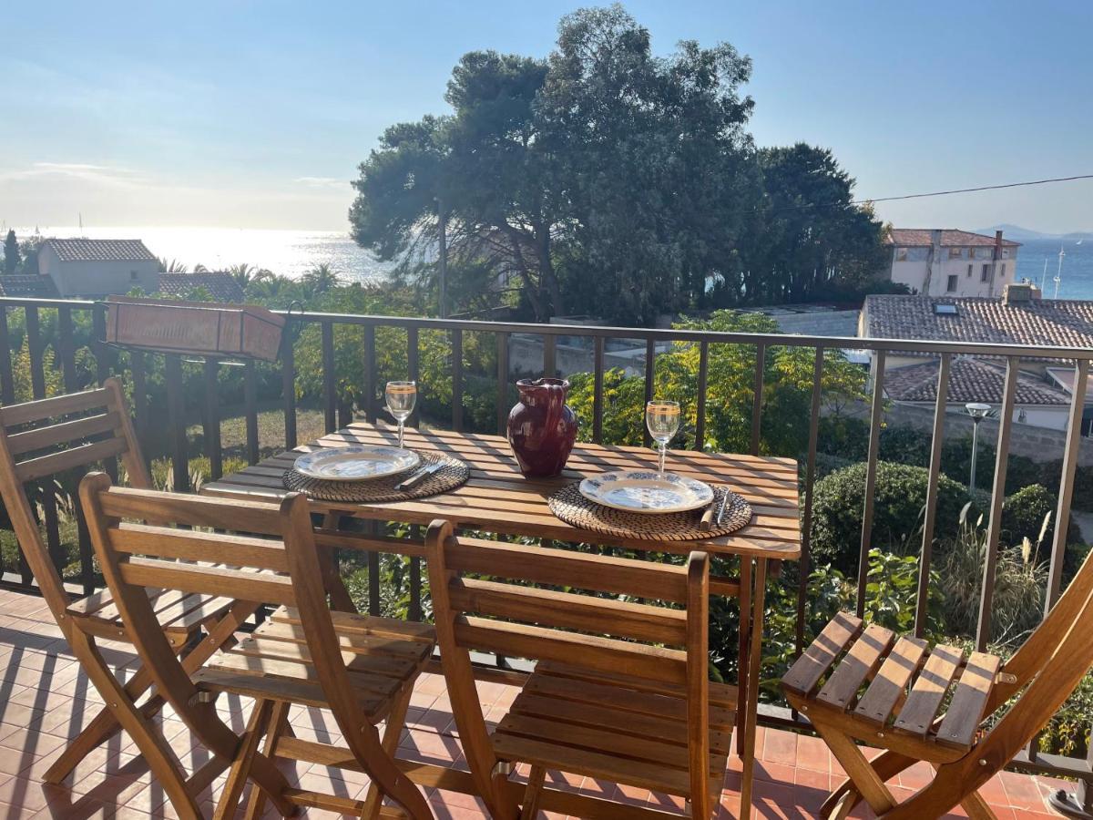 Agréable studio vue mer refait à neuf&climatisé Le Pradet Exterior foto