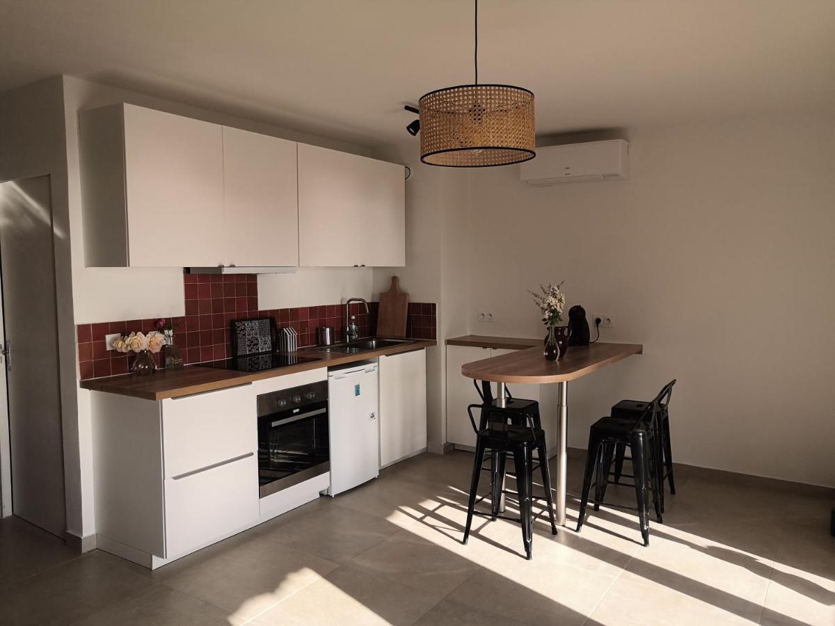 Agréable studio vue mer refait à neuf&climatisé Le Pradet Exterior foto