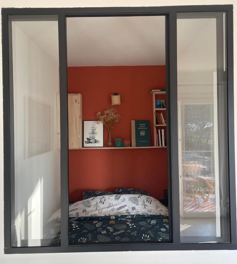 Agréable studio vue mer refait à neuf&climatisé Le Pradet Exterior foto
