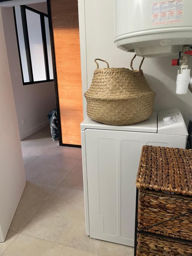Agréable studio vue mer refait à neuf&climatisé Le Pradet Exterior foto