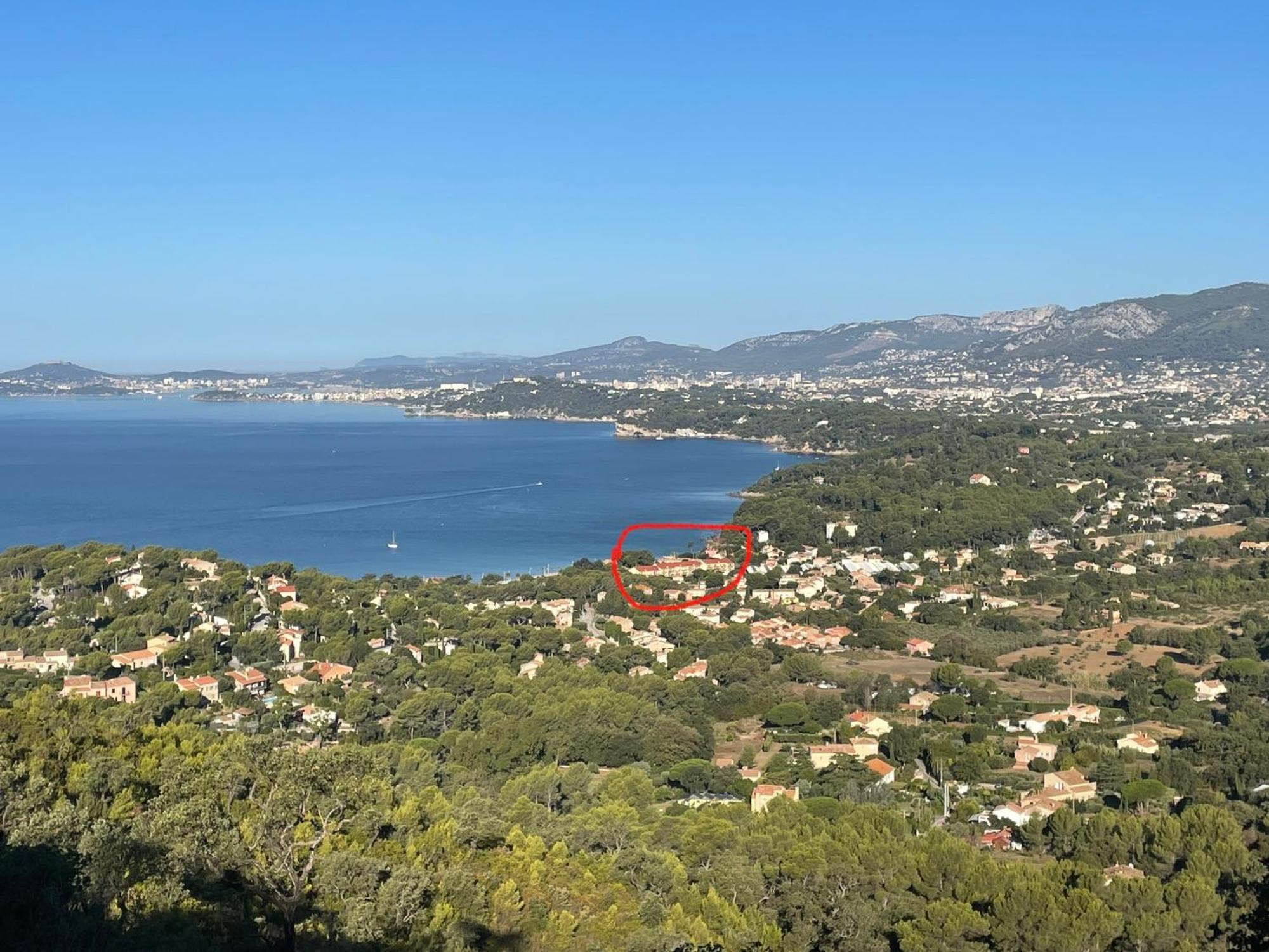 Agréable studio vue mer refait à neuf&climatisé Le Pradet Exterior foto