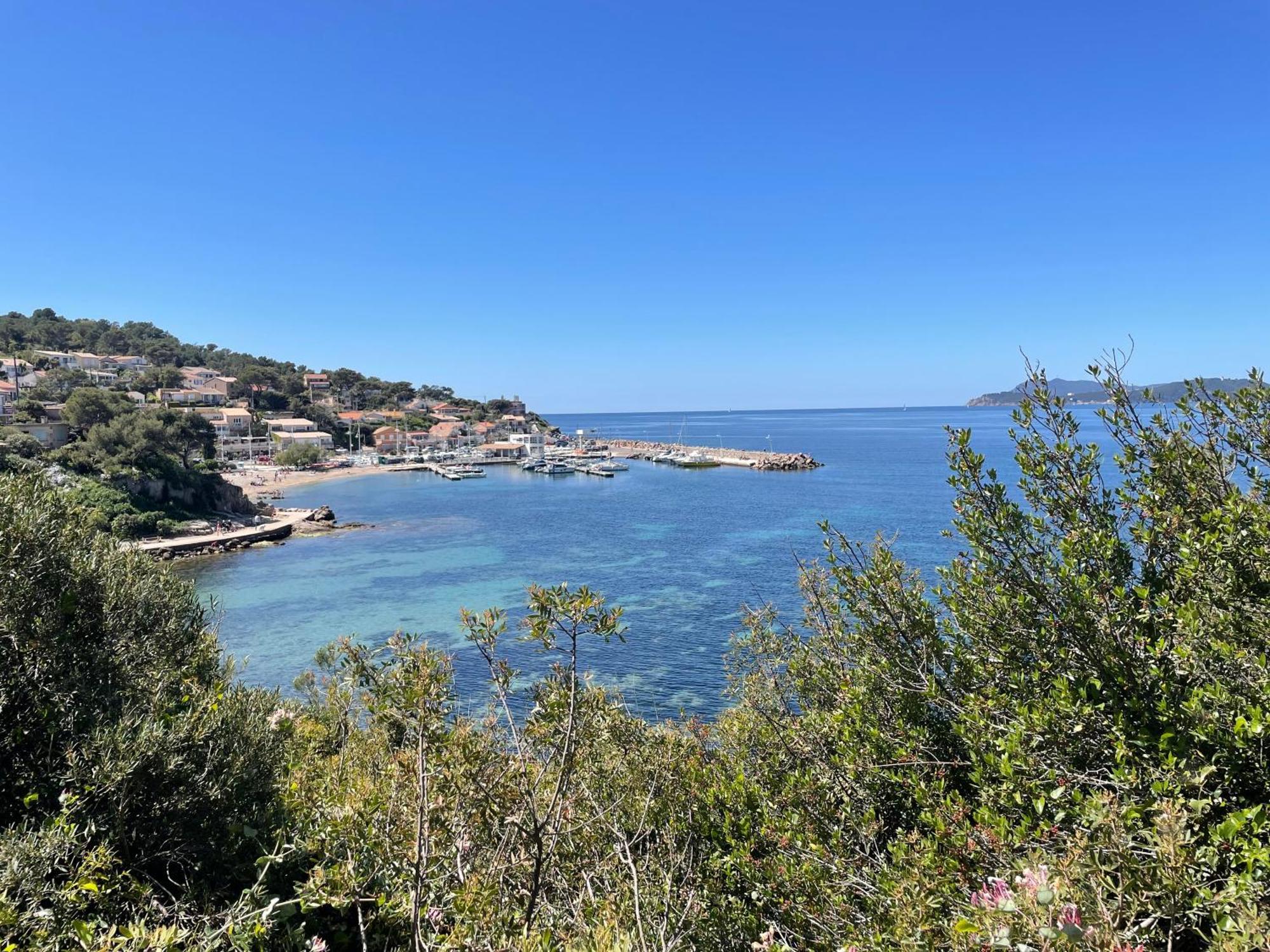 Agréable studio vue mer refait à neuf&climatisé Le Pradet Exterior foto